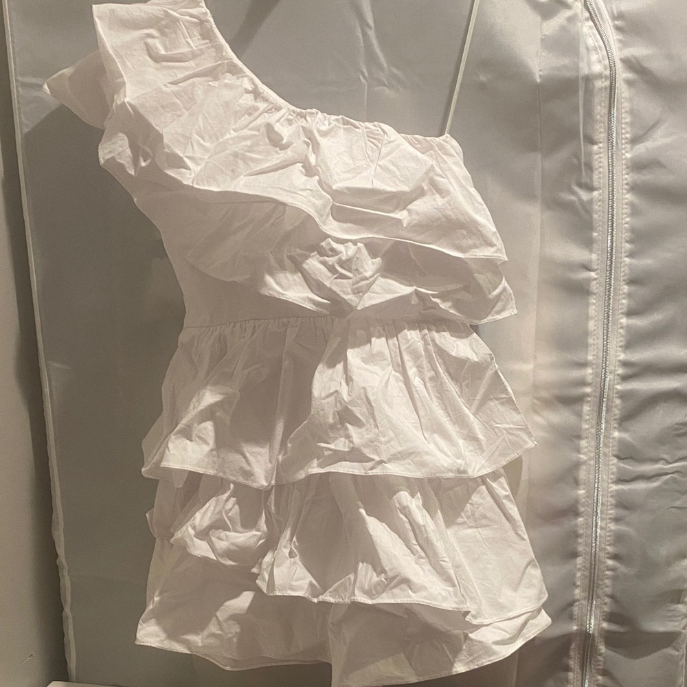 Chic White Ruffled One-Shoulder Romper - Picture 6 of 6